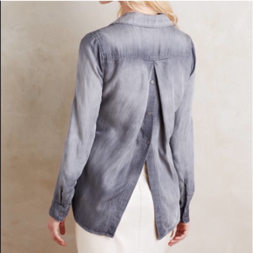Anthro Cloth & Stone Greyscale Button Top Small